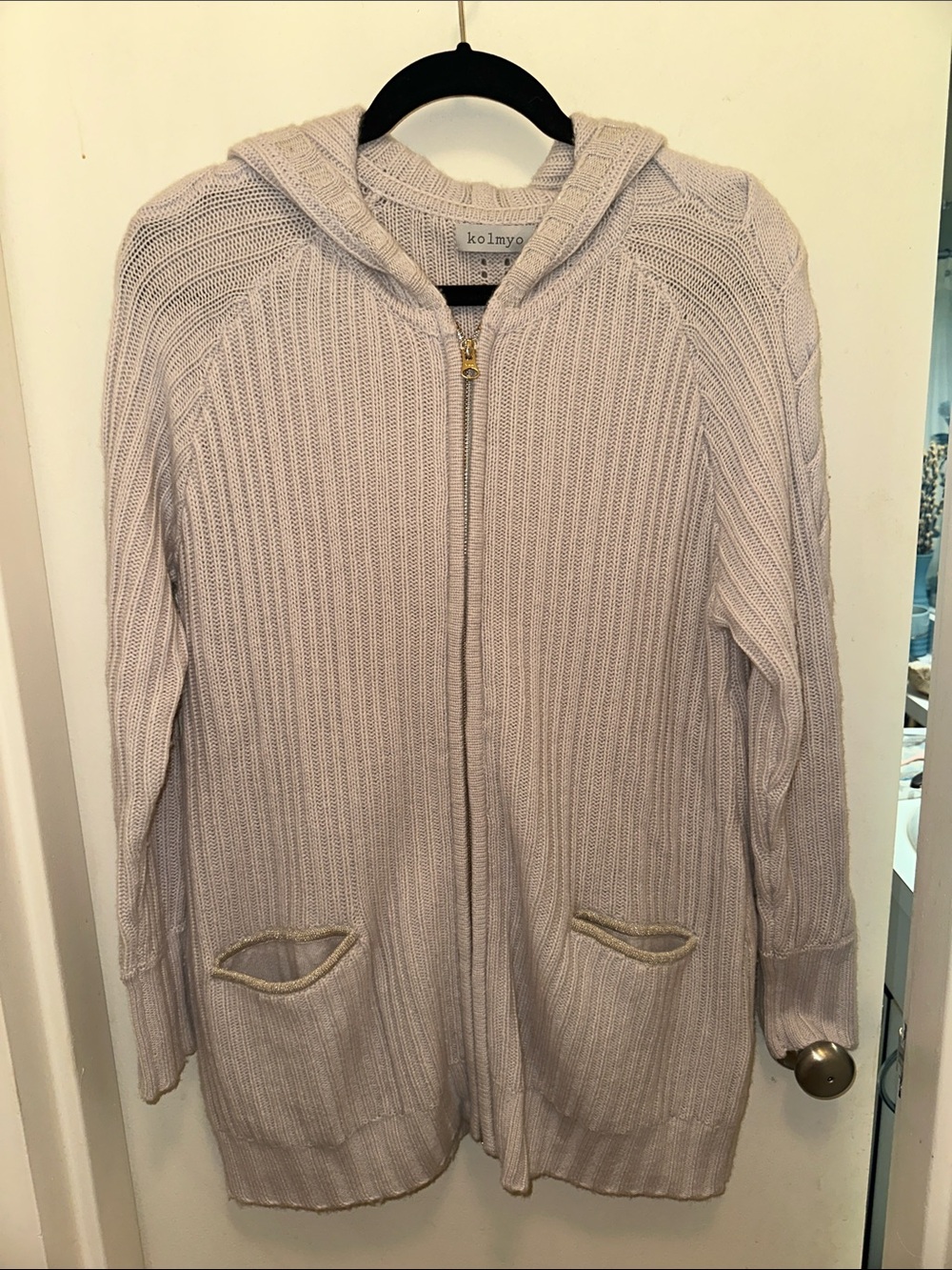 Small - Like New Kolmyo Soft Knit Zip Hoodie